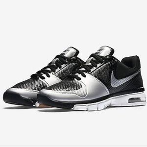 Nike Air Extreme Black Womens Volleyball Shoes 9.5